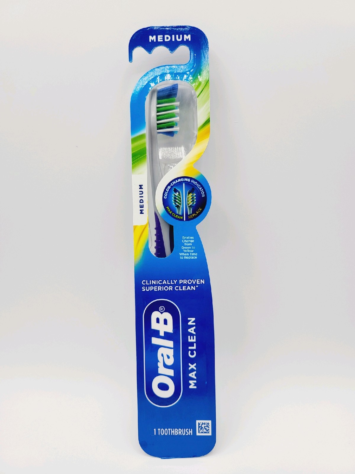 Oral B Toothbrush Medium